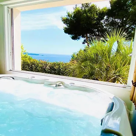 Apartment D'exception Vue Piscine Jacuzzi U *