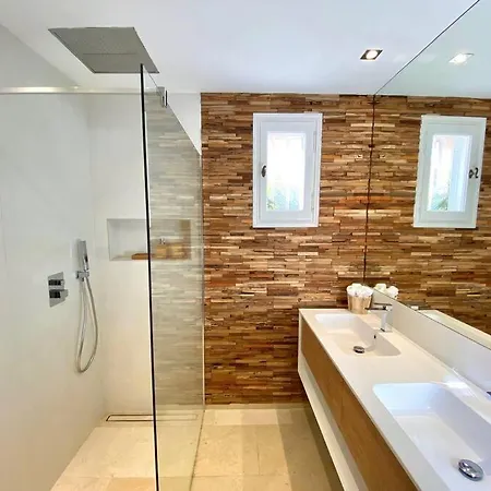 D'exception Vue Piscine Jacuzzi U Apartment Hyeres