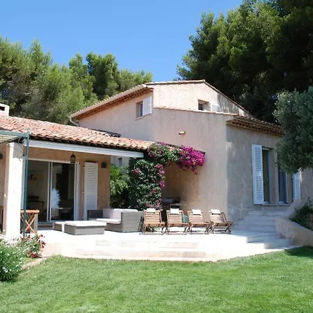 D'exception Vue Piscine Jacuzzi U Hyeres